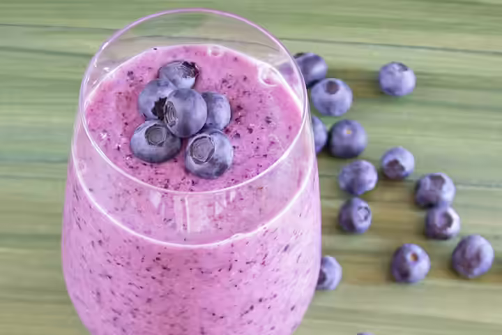 Fruit Snacks For Kids - Blueberry And Yogurt Smoothie Blueberry And Yogurt Smoothie