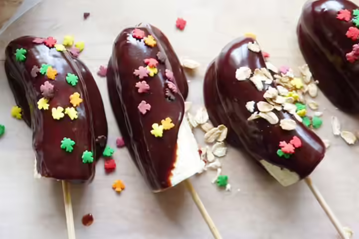 Fruit Snacks For Kids - Chocolate Covered Banana Pop Chocolate Covered Banana Pop