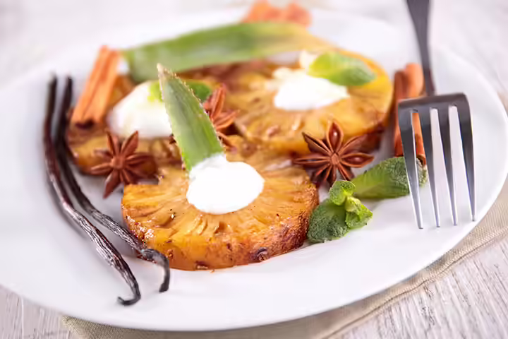 Fruit Snacks For Kids - Grilled Pineapple With Greek Yogurt Sauce Grilled Pineapple With Greek Yogurt Sauce