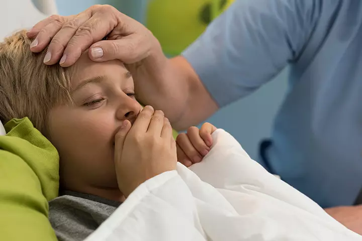 10 Effective Home Remedies For Dry Cough In Kids_image