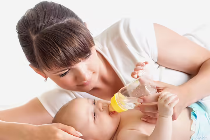How Much Water Should Babies Drink How Much Water Do Babies Need To Drink