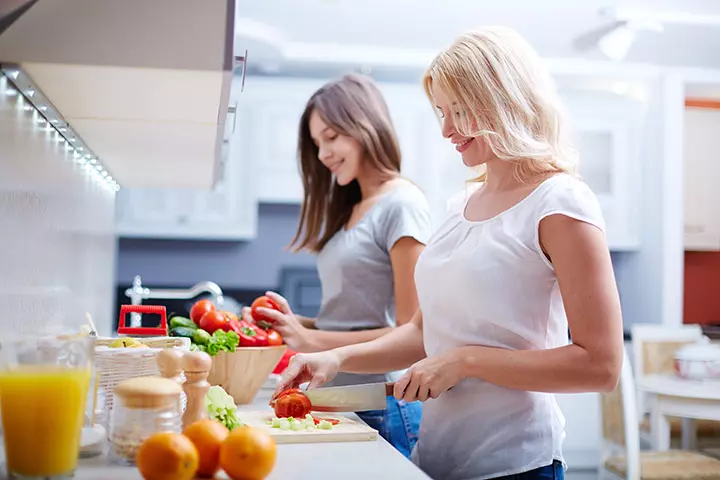 5 Effective Tips To Make Your Teen Eat Healthy_image