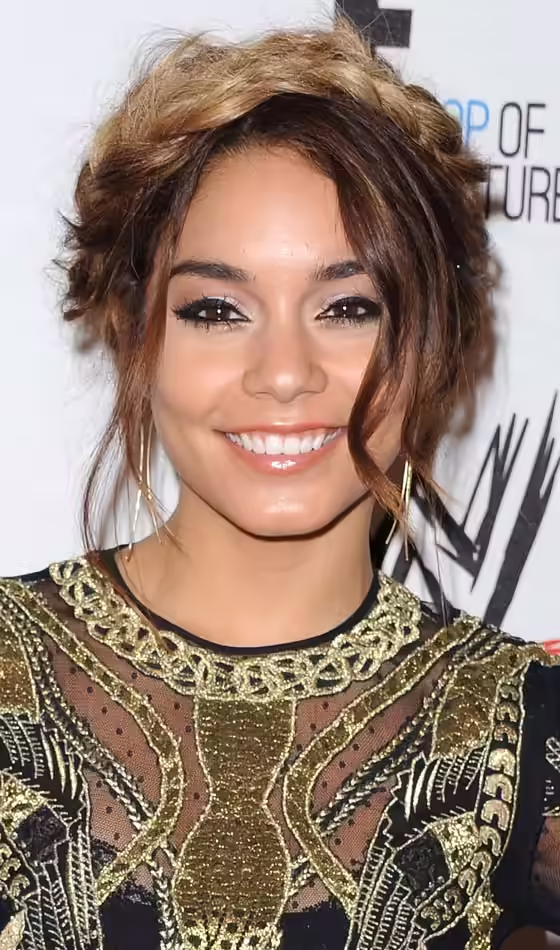 Halo Hairstyle - Messy Milkmaid Braids With Waves Messy Milkmaid Braids With Waves