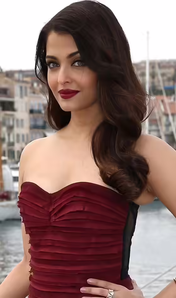 Friday Hairstyles - Side-Swept Waves Side-Swept Waves