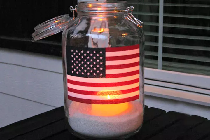 American Flag Lantern Using Mason Jar