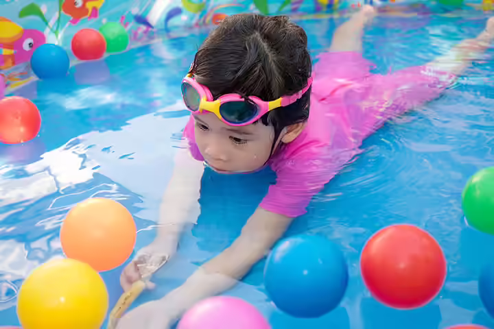 Summer Water Activities - Pool Hunt Pool Hunt