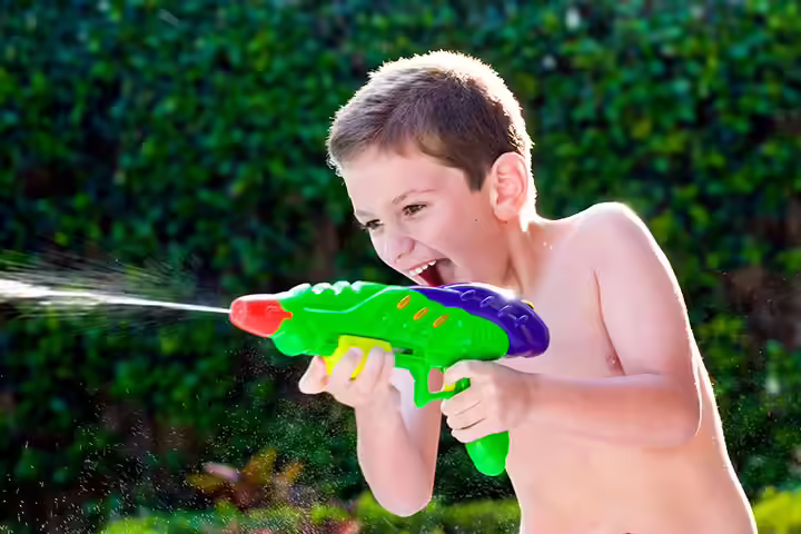 Summer Water Activities - Water-Gun Tag Water-Gun Tag