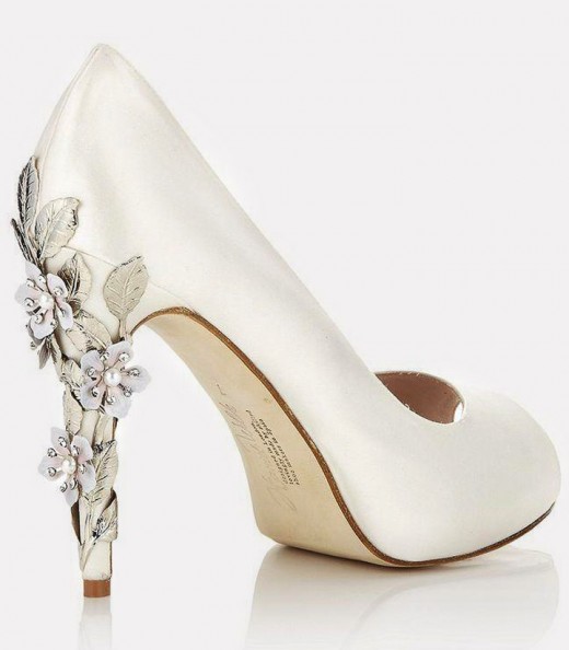 11 Snazzy Bridal Ivory Shoes For You In Every Style!