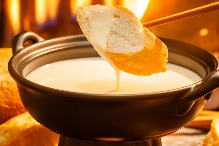 Fondue For Kids - Cheese And Garlic Fondue