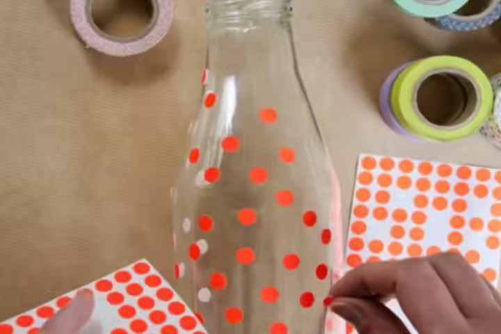 Polka dot flower vase craft ideas for Children's Day Polka dot flower vase craft ideas for Children's Day