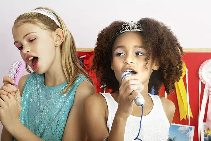 Rainy Day Activities For Kids - The home karaoke show