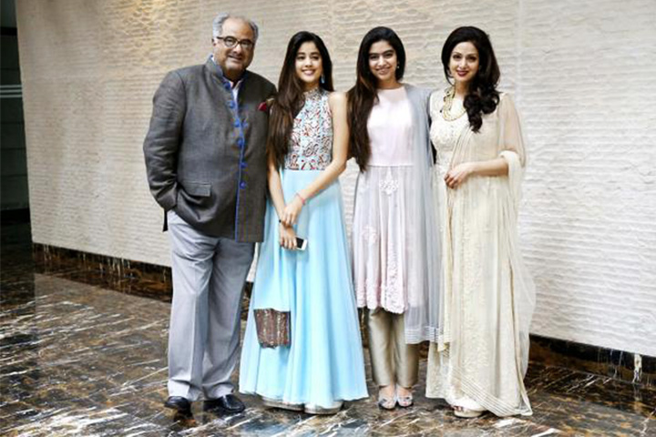 Sridevi And Boney Kapoor With Daughters Janhavi and Khushi In A Pic Posted By Sridevi For Boney's 59th Birthday On Twitter