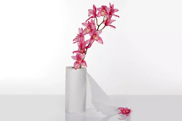 Toilet Paper Roll Crafts - A Flower Vase