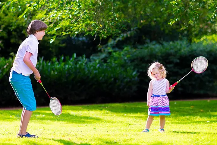 Backyard Games For Kids - Badminton