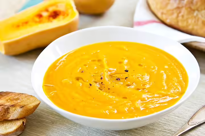 Curried Squash And Chicken Soup