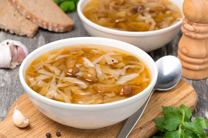 Hot And Sour Soup With Mushrooms, Cabbage And Rice