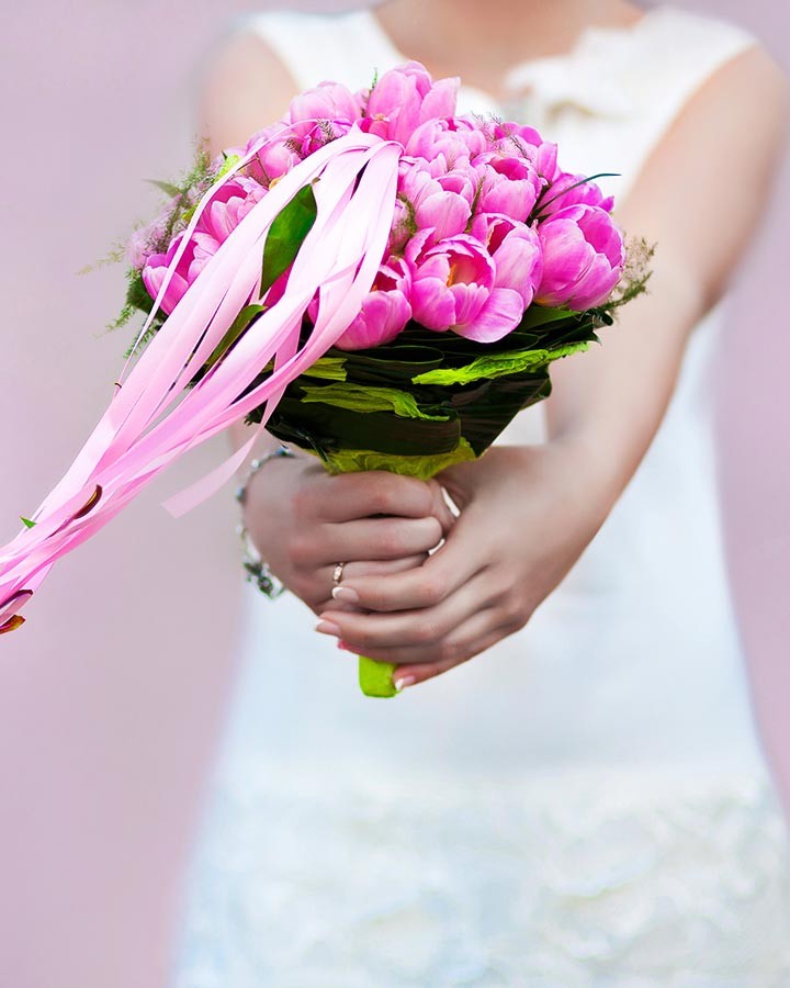 Wedding Bouquets - In Full Bloom