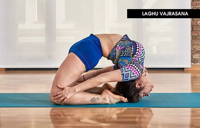 Laghu-Vajrasana