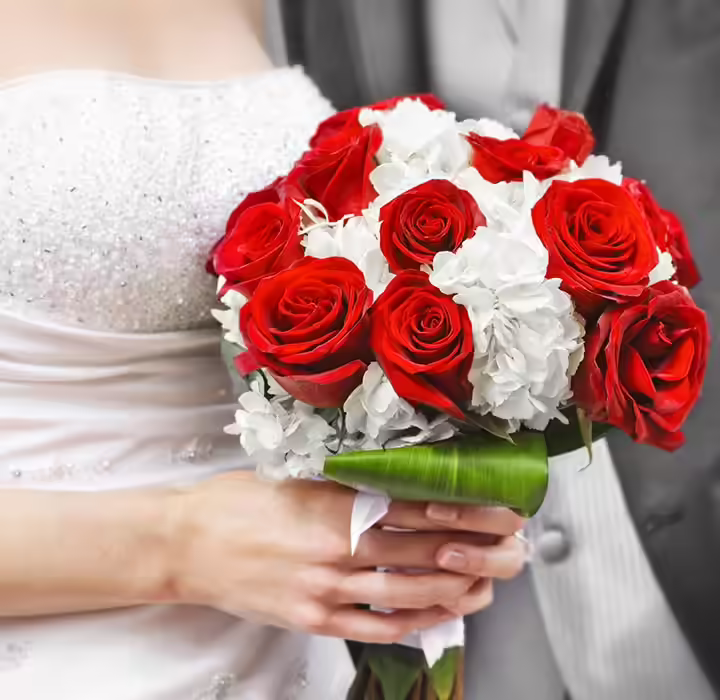 Wedding Bouquets - Queens Of Wonderland Wedding Bouquets - Queens Of Wonderland