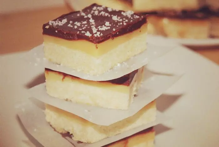 Salted Caramel Chocolate Shortbread Bars