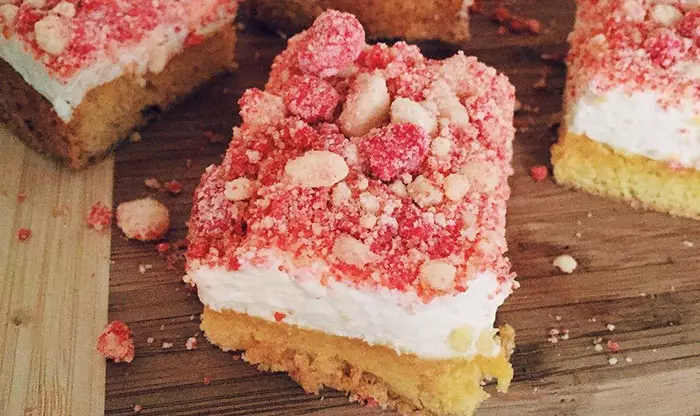 Strawberry Shortcake Bars