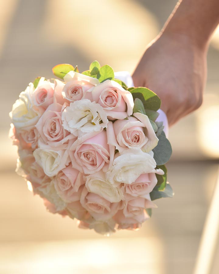 Wedding Bouquets - Winter’s Bride