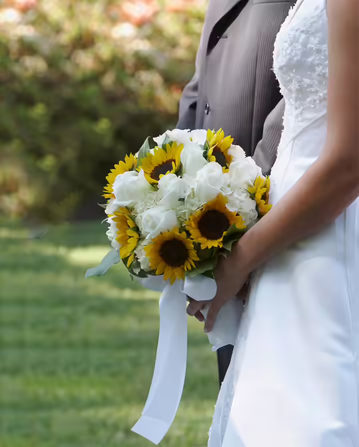 Wedding Bouquets - Off Whites And Yellows Wedding Bouquets - Off Whites And Yellows