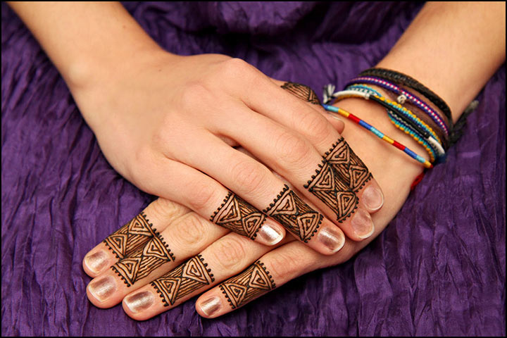 Traditional Mehndi Design - A Touch Of Class
