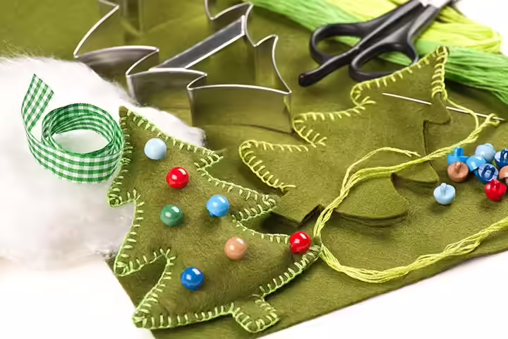 Christmas Craft Ideas For Kids - Felt Christmas Tree Christmas Craft Ideas For Kids - Felt Christmas Tree