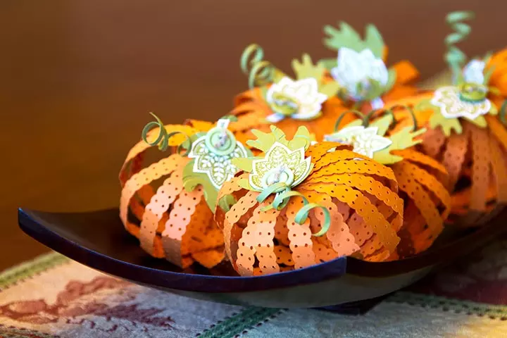 Thanksgiving Activities For Kids - Paper Pumpkins