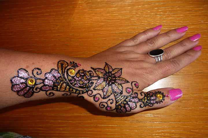 Glitter Mehndi Design - Purple And Gold Henna