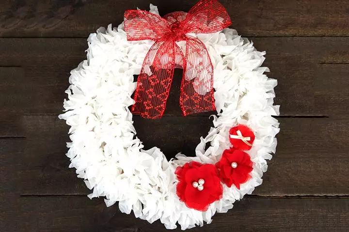 Christmas Craft Ideas For Kids - Tissue Paper Wreath