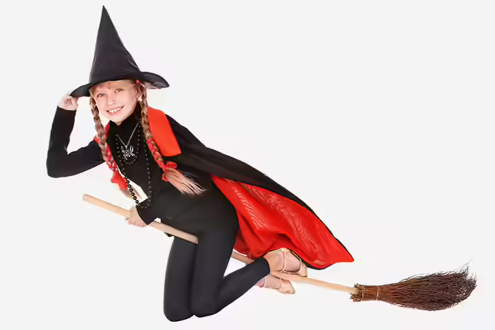 Halloween Party Games For Tweens - Witchs Relay Halloween Party Games For Tweens - Witchs-Relay