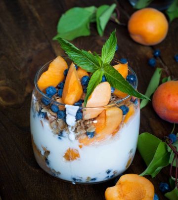 22 Desserts In Jars That Are Perfect For Summer Picnics