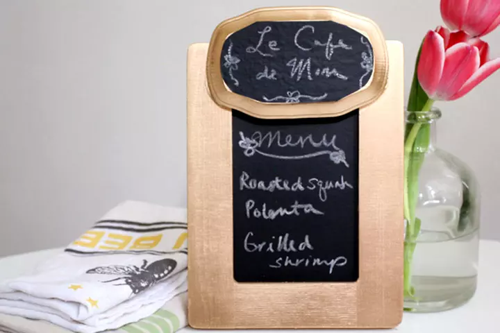 Chalk board menu Mother's day crafts and greetings for kids