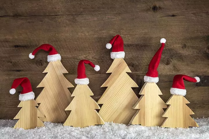 Advent Activities For Kids - Cardboard Christmas Trees With Hats