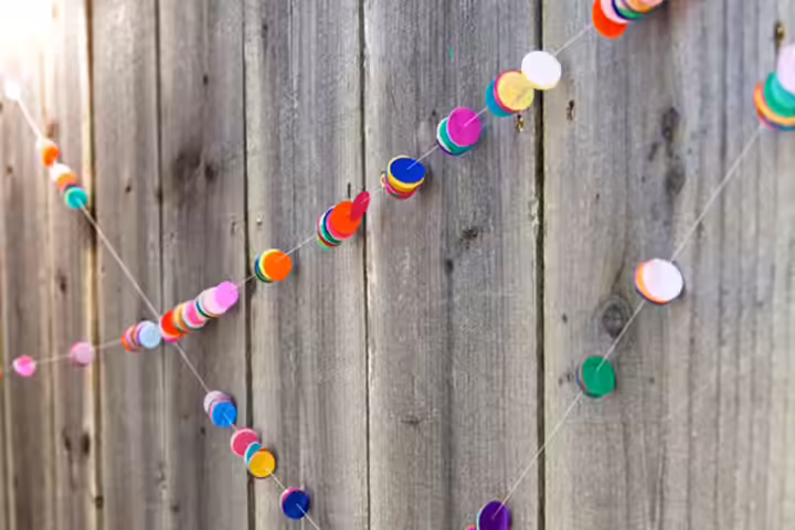 New Year Crafts For Kids - Confetti Garland New Year Crafts For Kids - Confetti Garland