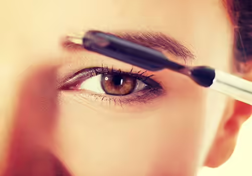 Fill Eyebrow Gaps Fill Eyebrow Gaps