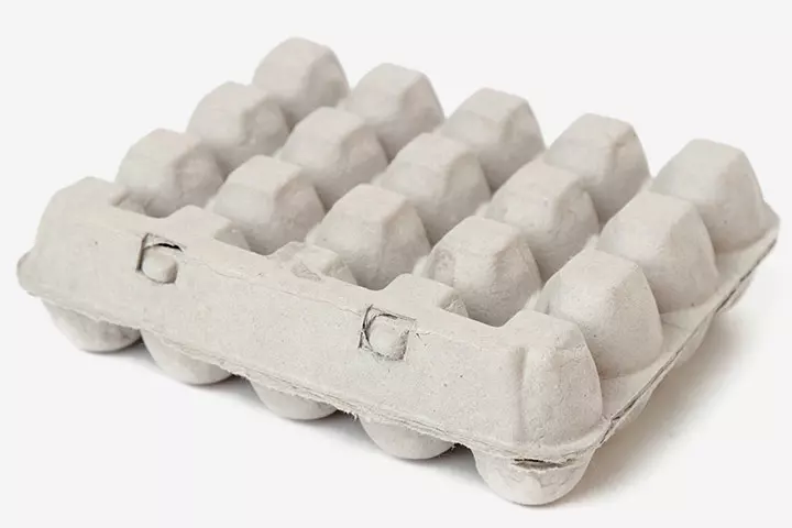 Math Activities For Preschoolers - Food In The Egg Carton