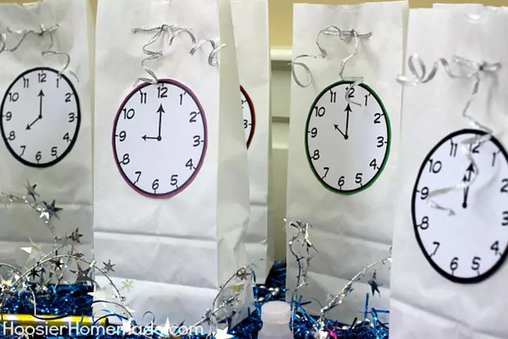 New Year Crafts For Kids - New Year’s Countdown Goodie Bags