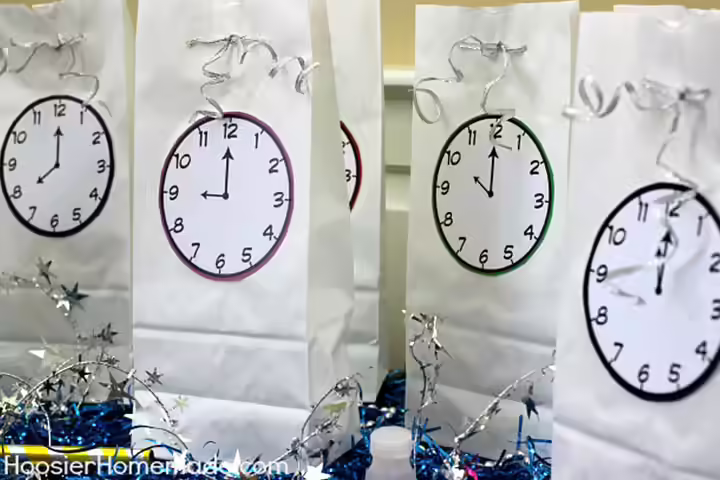 New Year Crafts For Kids - New Year’s Countdown Goodie Bags New Year Crafts For Kids - New Year’s Countdown Goodie Bags
