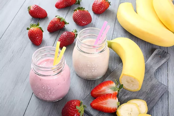 Banana Recipes For Kids - Banana And Strawberry Smoothie