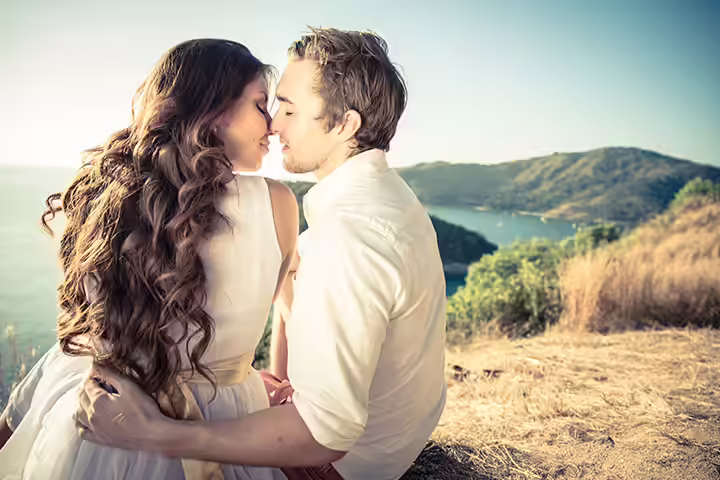 Love And All That Couple-in-love-kissing-at-sunset