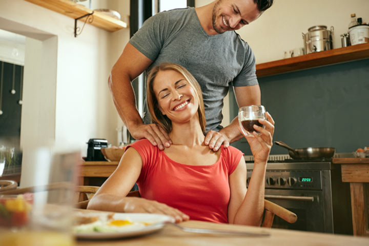 Tips On How To Make Your Wife Feel Special - Give A Massage!