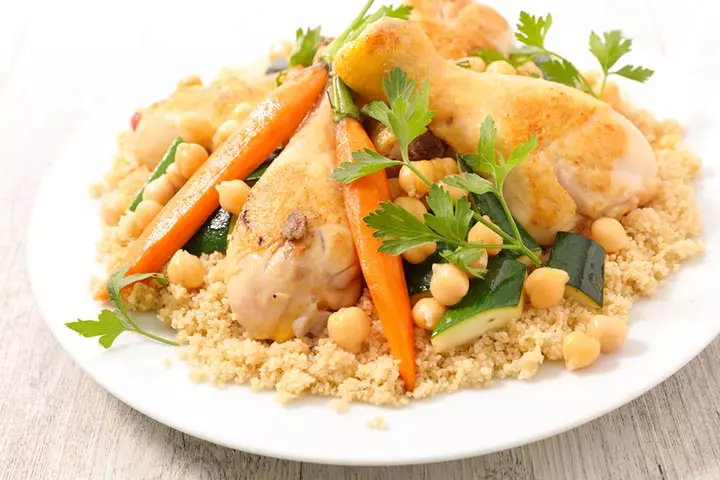 Greek chicken and veggies lunch bowl