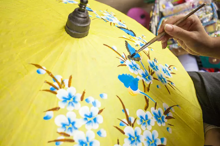 Rainy Day Crafts For Kids - Umbrella Painting