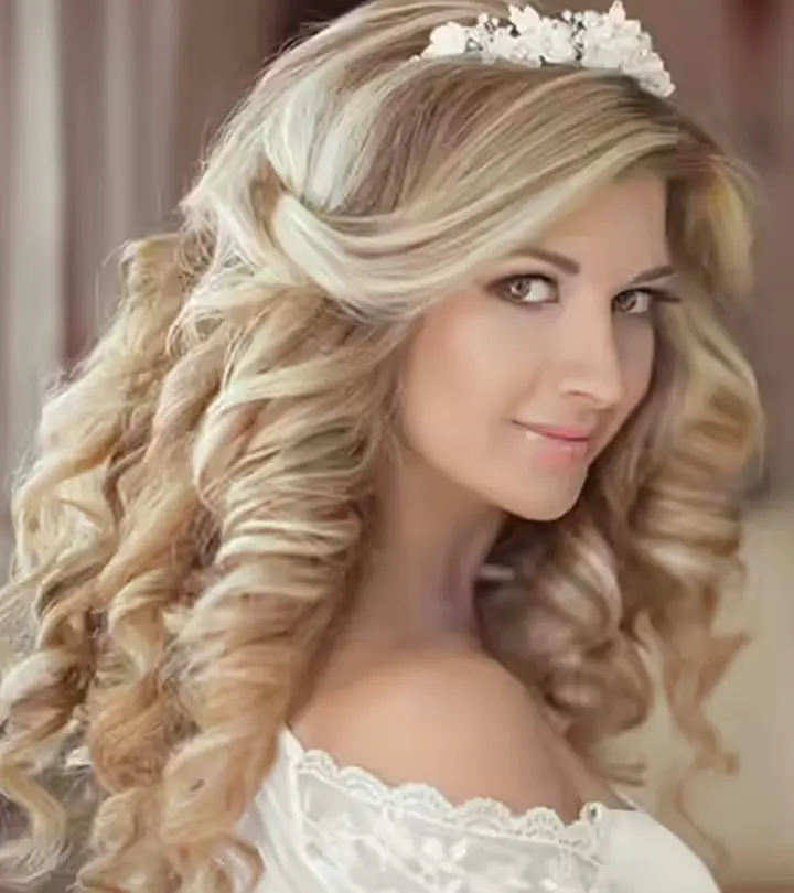 23 Gorgeous Bridal Hairstyles For Curly Hair