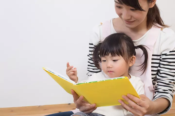 Circling the letters literacy activities for preschoolers