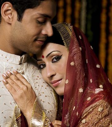 Portrait-of-an-Indian-bride-and-groom