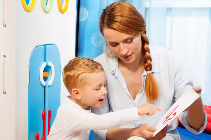 Random reading from cards literacy activities for preschoolers Random reading from cards literacy activities for preschoolers